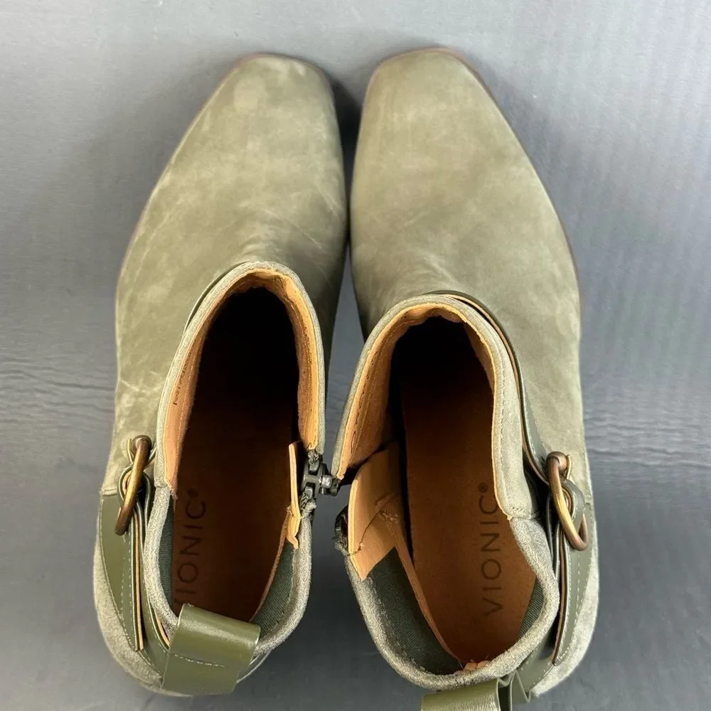Vionic Tenley heeled zippered bootie olive green nubuck leather womens size 9.5